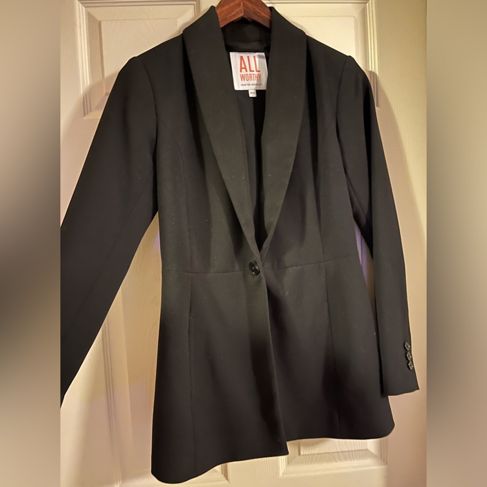 NWOT 🖤Women’s Black Blazer🖤